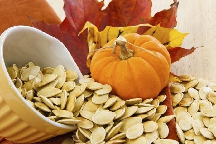 Pumpkin seeds for treating and preventing parasitic diseases